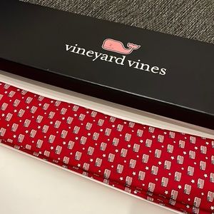 Vineyard Vine Tie